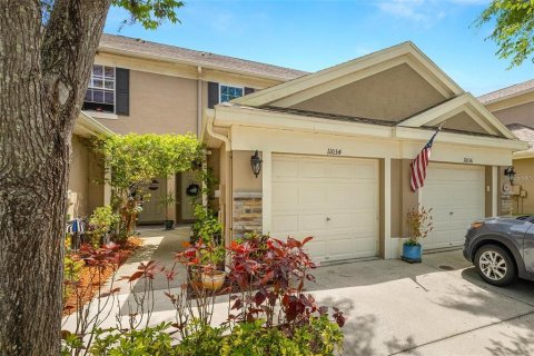 Townhouse in Tampa, Florida 2 bedrooms, 118.17 sq.m. № 2379440
