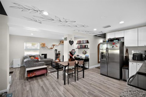Casa en venta en Brooksville, Florida, 3 dormitorios, 102.19 m2 № 1915274 - foto 5