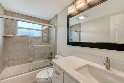 Купить виллу или дом в Сарасота, Флорида 5 комнат, 112.6м2, № 2101281 - фото 14