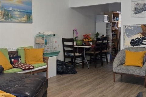 Immobilier commercial à vendre à Miami, Floride: 137.96 m2 № 1799665 - photo 18