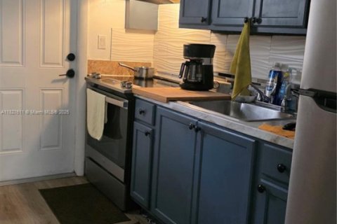 Immobilier commercial à vendre à Miami, Floride: 137.96 m2 № 1799665 - photo 20