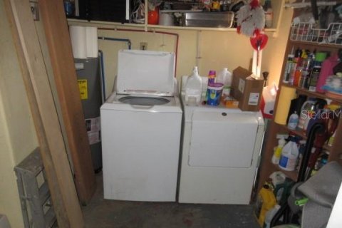 House in Longwood, Florida 3 bedrooms, 116.41 sq.m. № 2393763 - photo 6