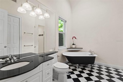 Dúplex en venta en Orlando, Florida, 3 dormitorios, 189.8 m2 № 1750503 - foto 23