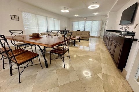 Condo in Key Biscayne, Florida, 2 bedrooms  № 1731523 - photo 23