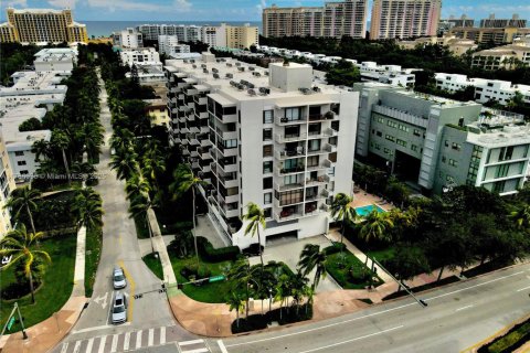 Condo in Key Biscayne, Florida, 2 bedrooms  № 1731523 - photo 22