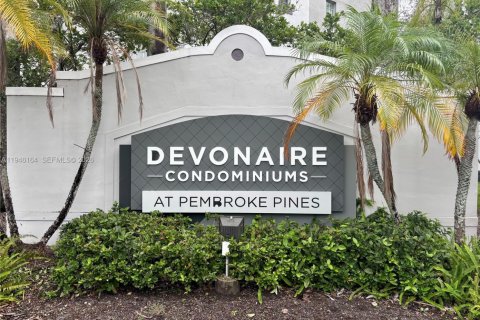 Condo à Pembroke Pines, Floride, 3 chambres  № 2003739