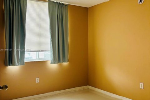 Copropriété à louer à Pembroke Pines, Floride: 3 chambres, 98.29 m2 № 2003739 - photo 5