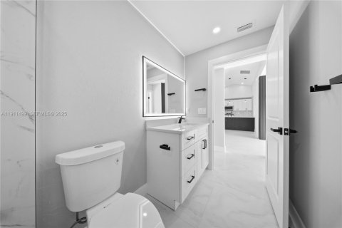 Villa ou maison à vendre à Lehigh Acres, Floride: 4 chambres № 1969051 - photo 19