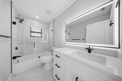 Villa ou maison à vendre à Lehigh Acres, Floride: 4 chambres № 1969051 - photo 18