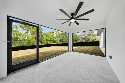 Villa ou maison à vendre à Lehigh Acres, Floride: 4 chambres № 1969051 - photo 27