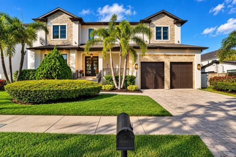 Villa ou maison à Tampa, Floride 4 chambres, 477.33 m2 № 2427607