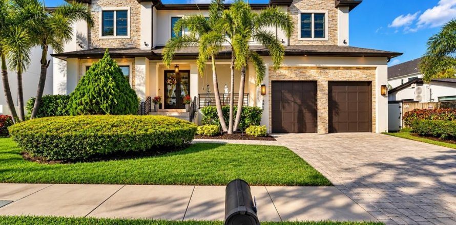 Villa ou maison à Tampa, Floride 4 chambres, 477.33 m2 № 2427607