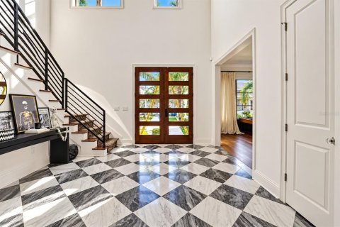 Villa ou maison à vendre à Tampa, Floride: 4 chambres, 477.33 m2 № 2427607 - photo 8