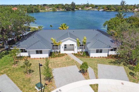 Adosado en alquiler en Miami, Florida, 3 dormitorios, 131.74 m2 № 2055487 - foto 18