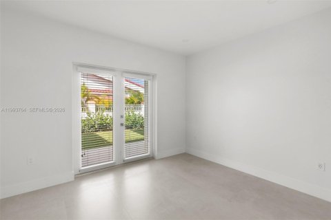 Adosado en alquiler en Miami, Florida, 3 dormitorios, 131.74 m2 № 2055487 - foto 16