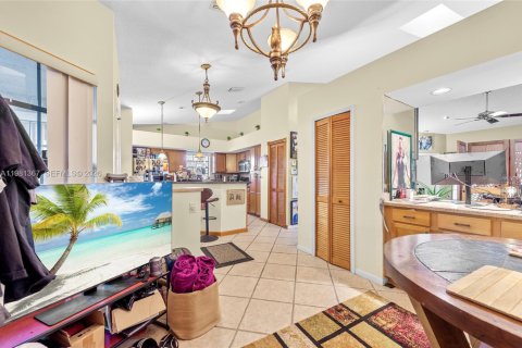 Touwnhouse à vendre à Tamarac, Floride: 2 chambres, 118.91 m2 № 2079936 - photo 7