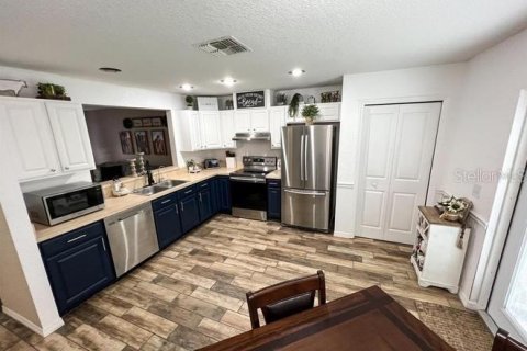 Propiedad comercial en venta en Lecanto, Florida, 4 dormitorios, 198.81 m2 № 2125889 - foto 10