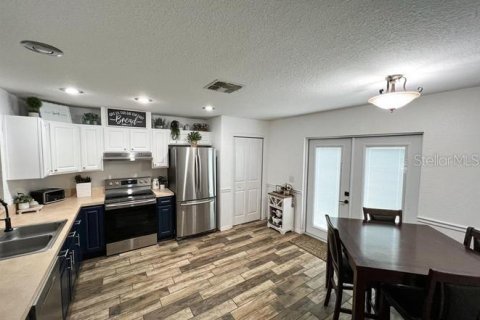 Propiedad comercial en venta en Lecanto, Florida, 4 dormitorios, 198.81 m2 № 2125889 - foto 9