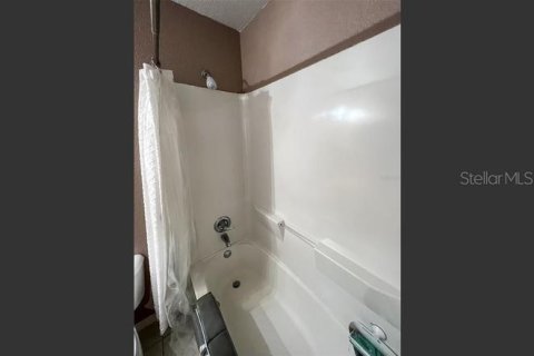 Propiedad comercial en venta en Lecanto, Florida, 4 dormitorios, 198.81 m2 № 2125889 - foto 28
