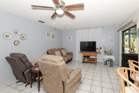 Casa en venta en Saint Lucie, Florida, 3 dormitorios, 153.1 m2 № 1900753 - foto 12