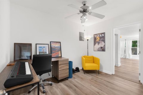 Villa ou maison à vendre à Fort Lauderdale, Floride: 3 chambres, 118.36 m2 № 2083277 - photo 11
