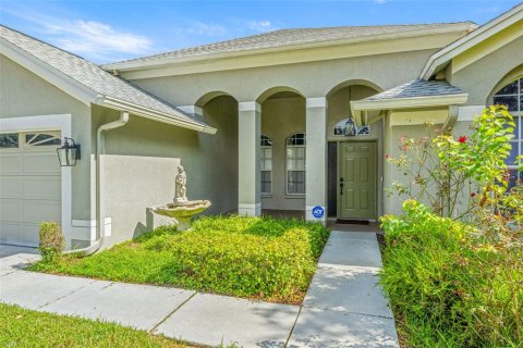 Casa en alquiler en Tampa, Florida, 4 dormitorios, 193.05 m2 № 1893627 - foto 3