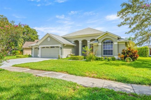 Casa en alquiler en Tampa, Florida, 4 dormitorios, 193.05 m2 № 1893627 - foto 2