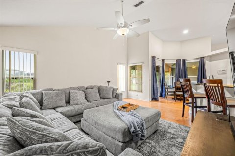 Casa en alquiler en Tampa, Florida, 4 dormitorios, 193.05 m2 № 1893627 - foto 11