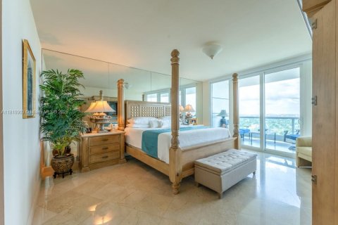 Copropriété à vendre à Miami, Floride: 2 chambres, 192.31 m2 № 1888857 - photo 24