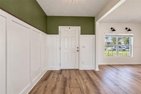 House in Groveland, Florida 5 bedrooms, 219.44 sq.m. № 2393679 - photo 6