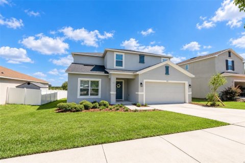 House in Groveland, Florida 5 bedrooms, 219.44 sq.m. № 2393679 - photo 2