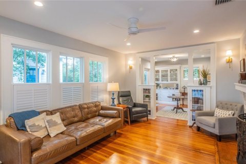 Casa en venta en Mount Dora, Florida, 4 dormitorios, 199.93 m2 № 1662952 - foto 20
