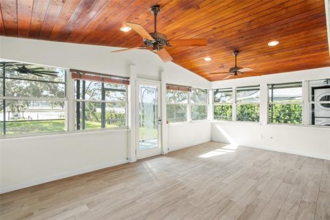 Villa ou maison à louer à Windermere, Floride: 3 chambres, 125.7 m2 № 2410649 - photo 8