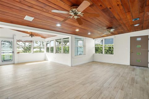 Villa ou maison à louer à Windermere, Floride: 3 chambres, 125.7 m2 № 2410649 - photo 6