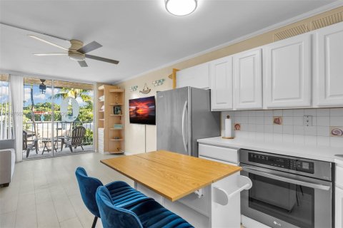 Condominio en venta en Tavernier, Florida, 36.98 m2 № 2040689 - foto 18