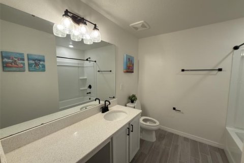Villa ou maison à louer à Parrish, Floride: 3 chambres, 196.21 m2 № 2383379 - photo 18