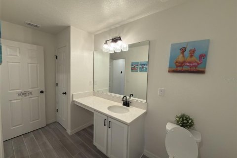 Villa ou maison à louer à Parrish, Floride: 3 chambres, 196.21 m2 № 2383379 - photo 20