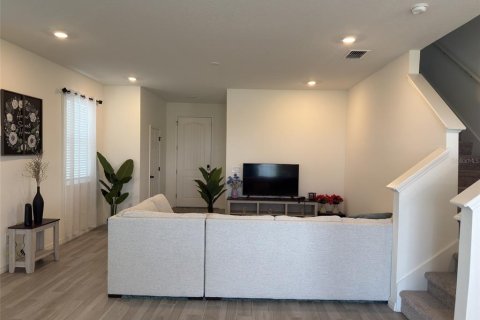 Villa ou maison à louer à Parrish, Floride: 3 chambres, 196.21 m2 № 2383379 - photo 7