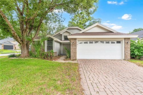 Casa en Apopka, Florida 3 dormitorios, 132.39 m2 № 2339610