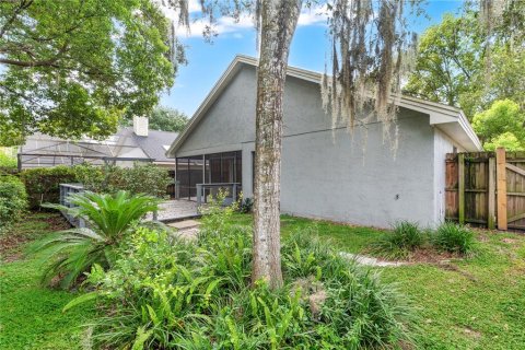 House in Apopka, Florida 3 bedrooms, 132.39 sq.m. № 2339610 - photo 23