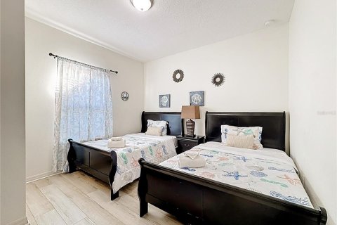 Townhouse in Kissimmee, Florida 3 bedrooms, 120.77 sq.m. № 2148243 - photo 13