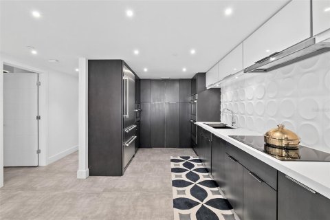 Купить кондоминиум в Дейтона - Бич-Шорс, Флорида 3 комнаты, 256.41м2, № 2092939 - фото 17