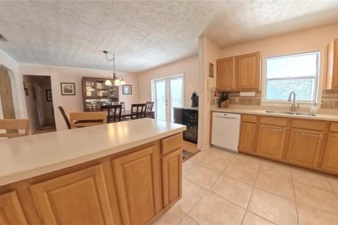 Купить виллу или дом в Тонотосасса, Флорида 4 комнаты, 130.06м2, № 2316748 - фото 10