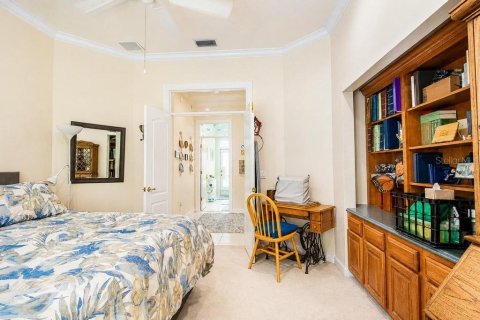 House in Orlando, Florida 4 bedrooms, 257.8 sq.m. № 2318763 - photo 16