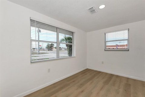 Apartamento en alquiler en Englewood, Florida, 3 dormitorios, 95.88 m2 № 1910599 - foto 10