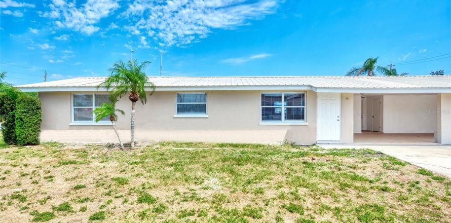 Apartamento en Englewood, Florida 3 dormitorios, 95.88 m2 № 1910599