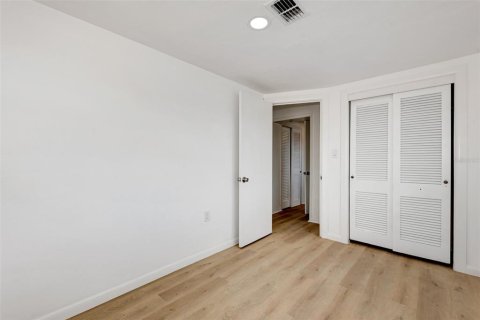 Apartamento en alquiler en Englewood, Florida, 3 dormitorios, 95.88 m2 № 1910599 - foto 11