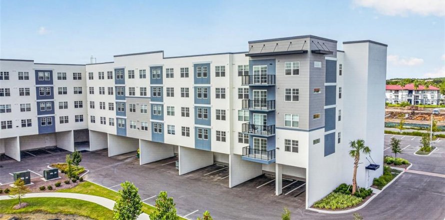 Apartment in Orlando, Florida 2 bedrooms, 95.04 sq.m. № 2391309