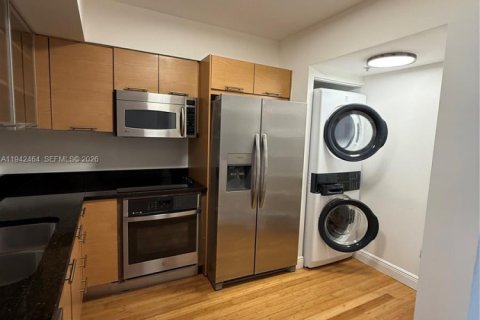 Снять в аренду кондоминиум в Майами, Флорида 2 спальни, 97.64м2, № 1999966 - фото 7