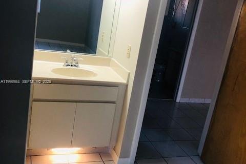 Купить кондоминиум в Хайалиа, Флорида 2 спальни, 89.19м2, № 2065584 - фото 9